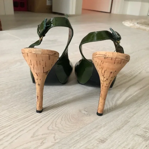 Guess by Marciano Green Leather High Heel Slingback Cork Heels - Picture 12 of 16